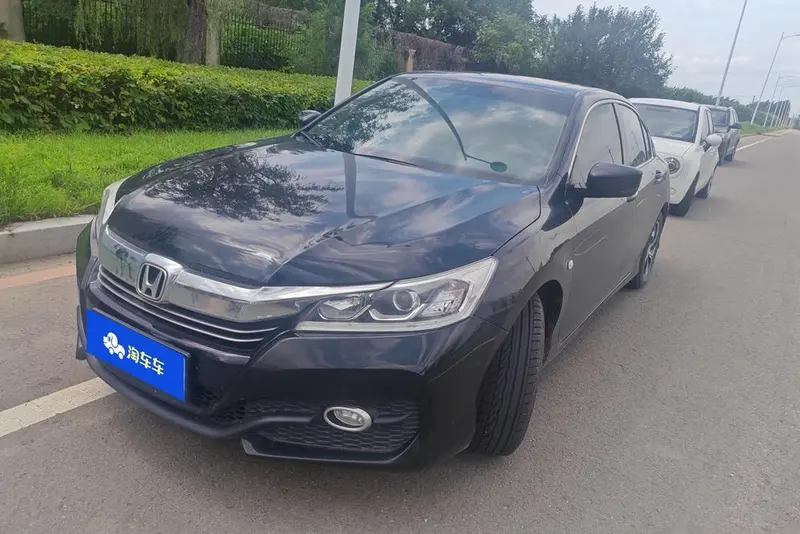 Honda Accord, 2016