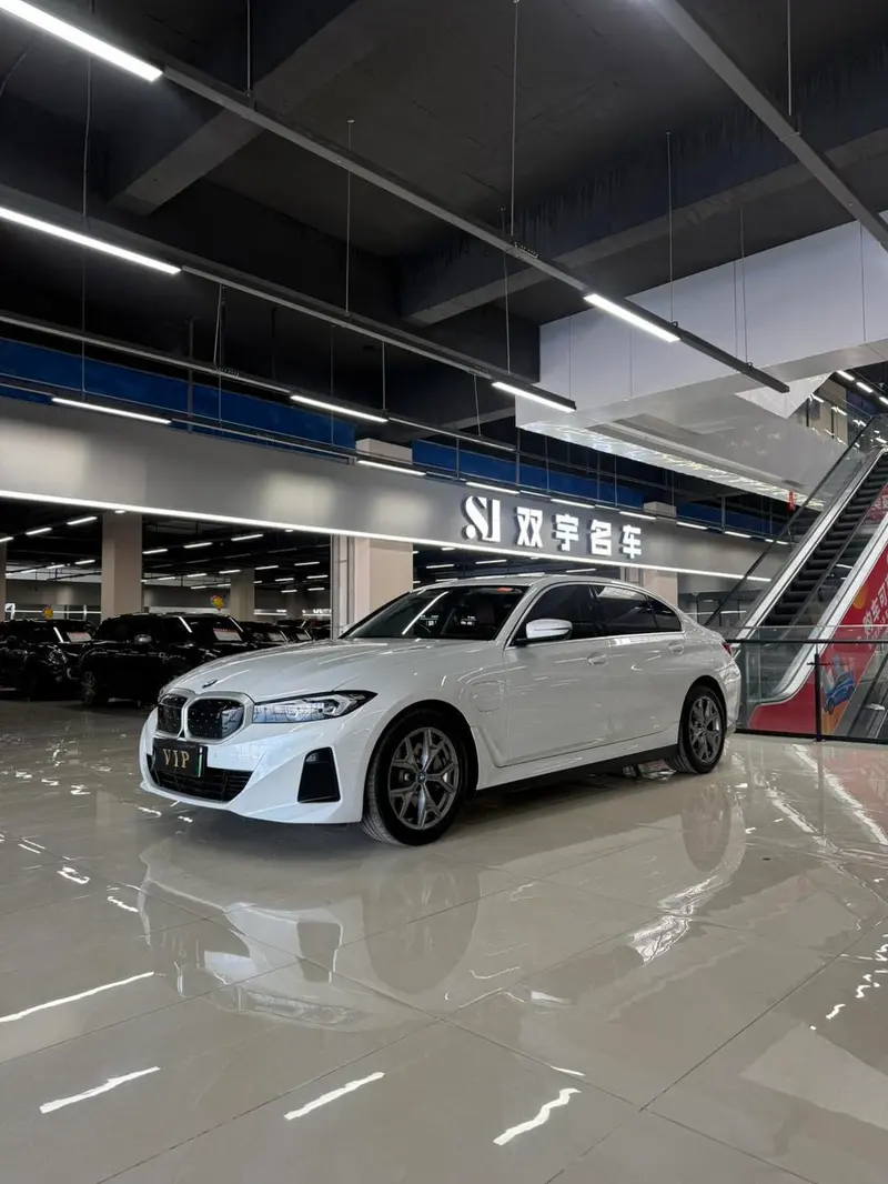 BMW i3, 2022