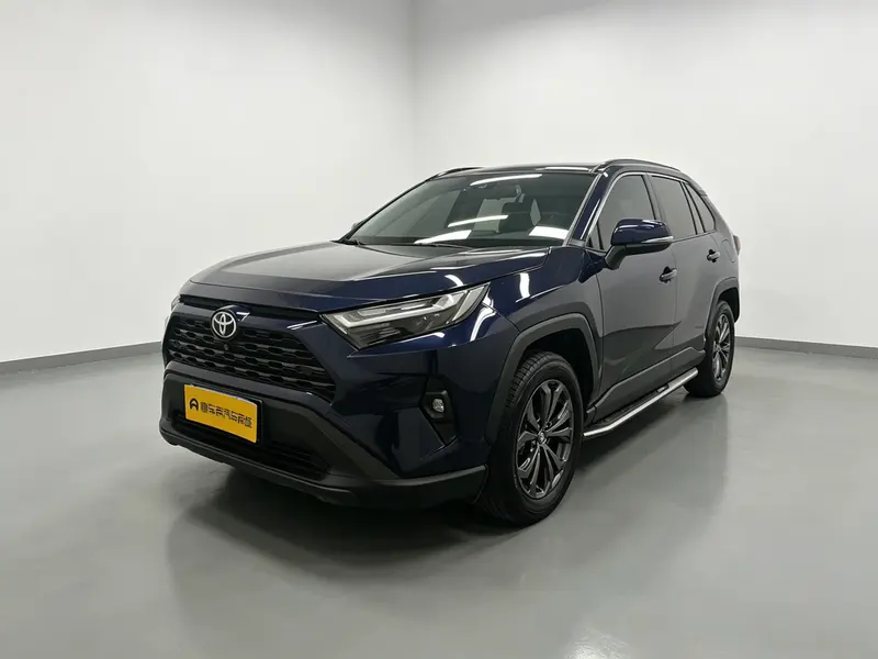 Toyota RAV4, 2023
