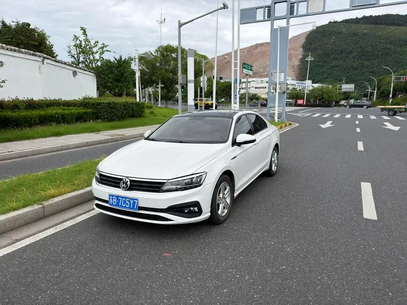 Volkswagen Lamando, 2021