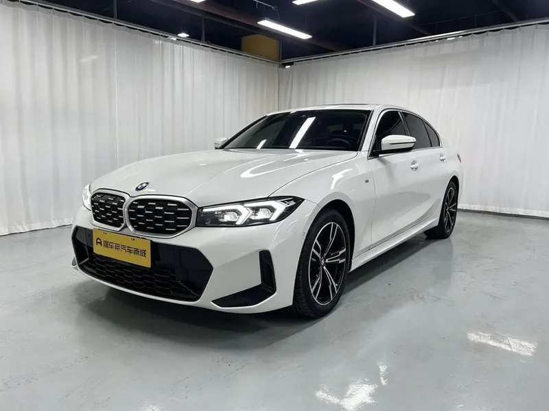 BMW 3-Series, 2023