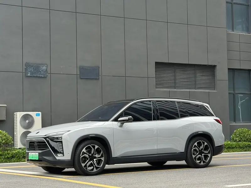 NIO ES8, 2022