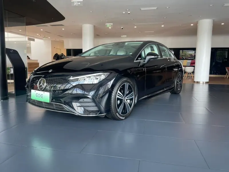 Mercedes-Benz EQE, 2026