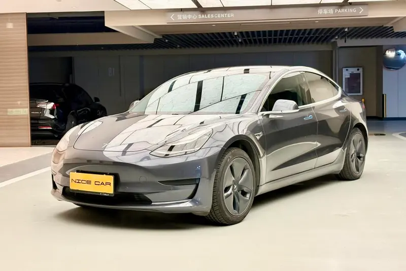 Tesla Model 3, 2020