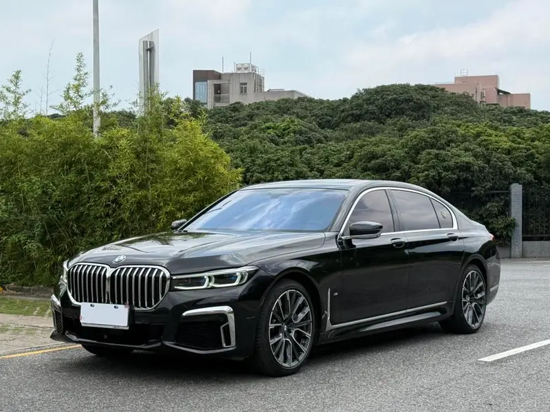 BMW 7-Series, 2019
