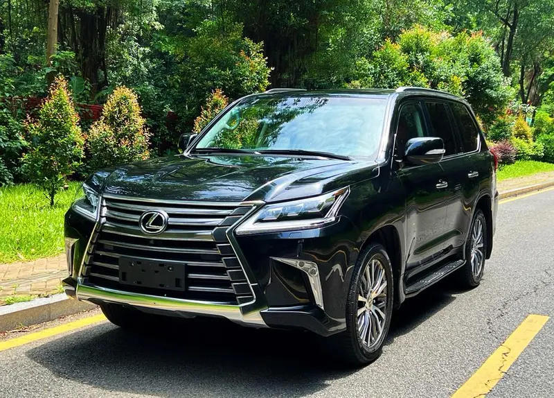 Lexus LX, 2017