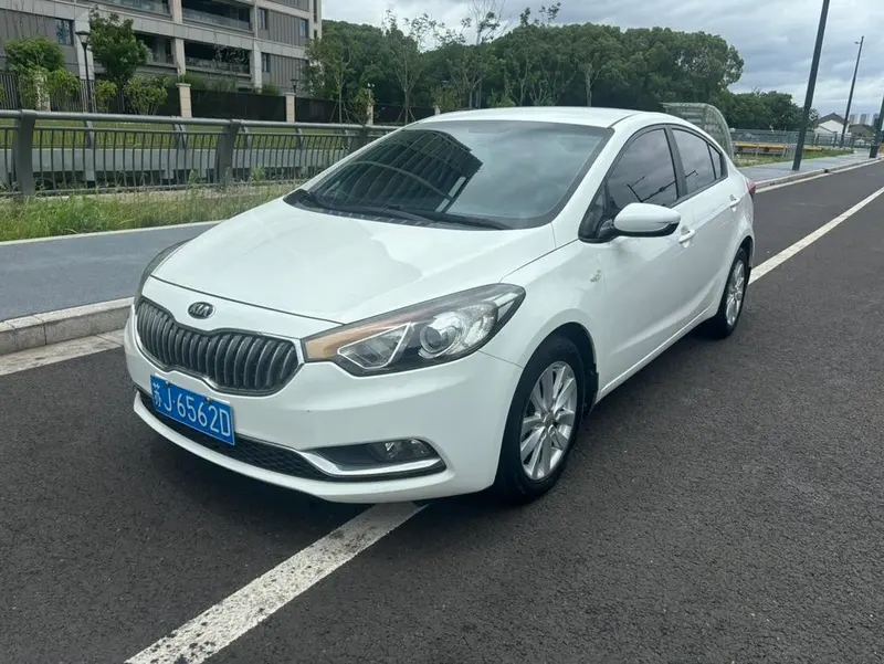 Kia K3, 2015