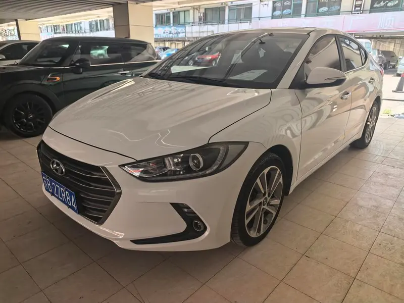 Hyundai Elantra Lingdong, 2016