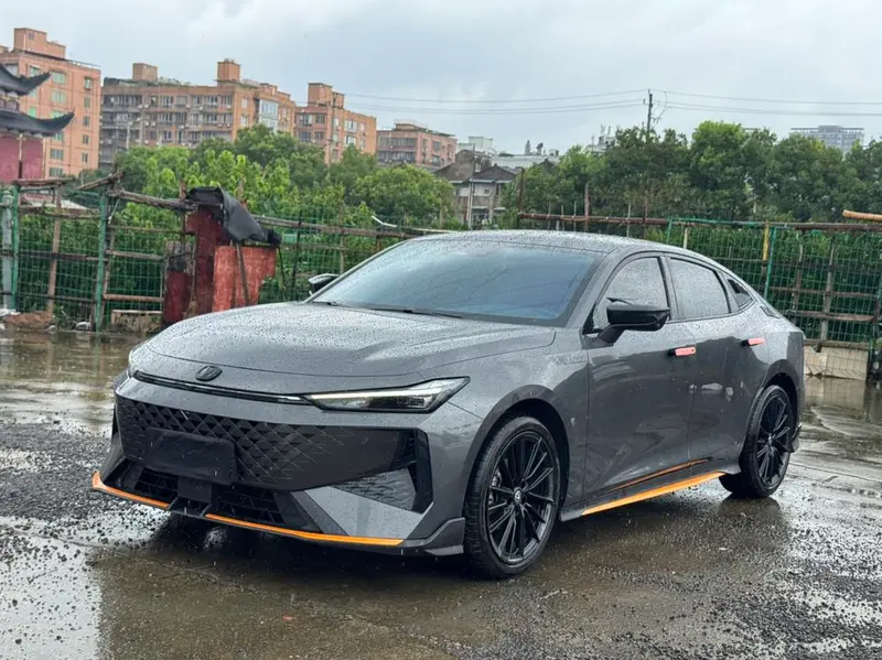 Changan UNI-V, 2024