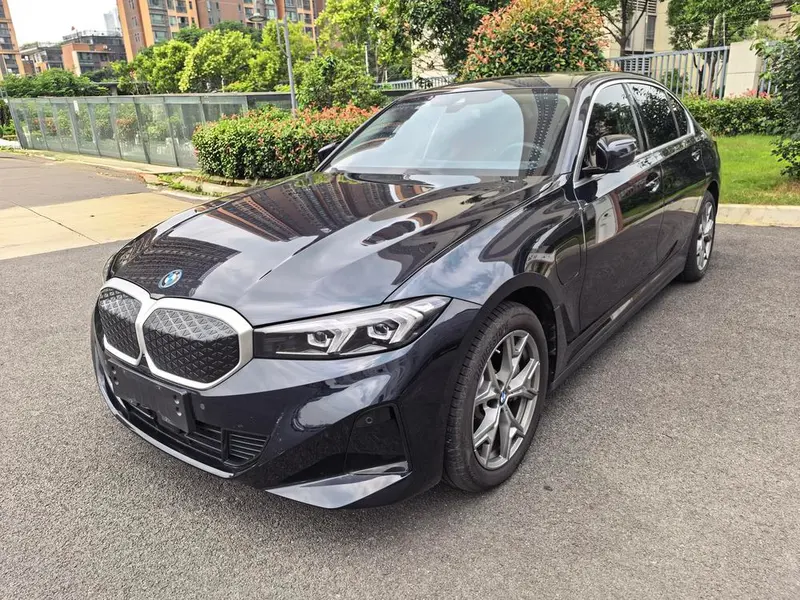 BMW i3, 2025