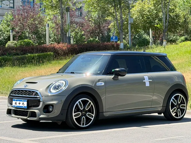 MINI MINI, 2020