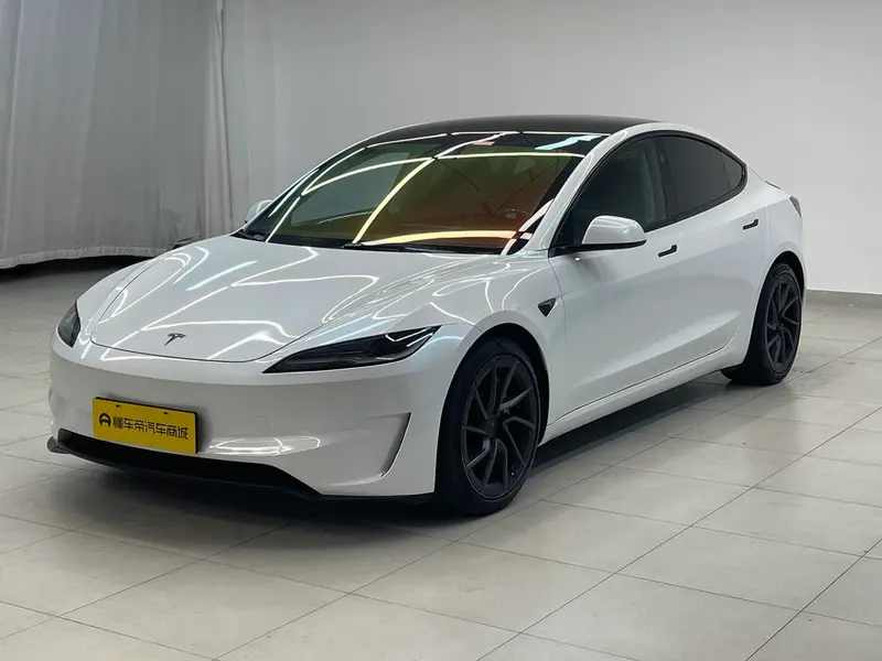 Tesla Model 3, 2024