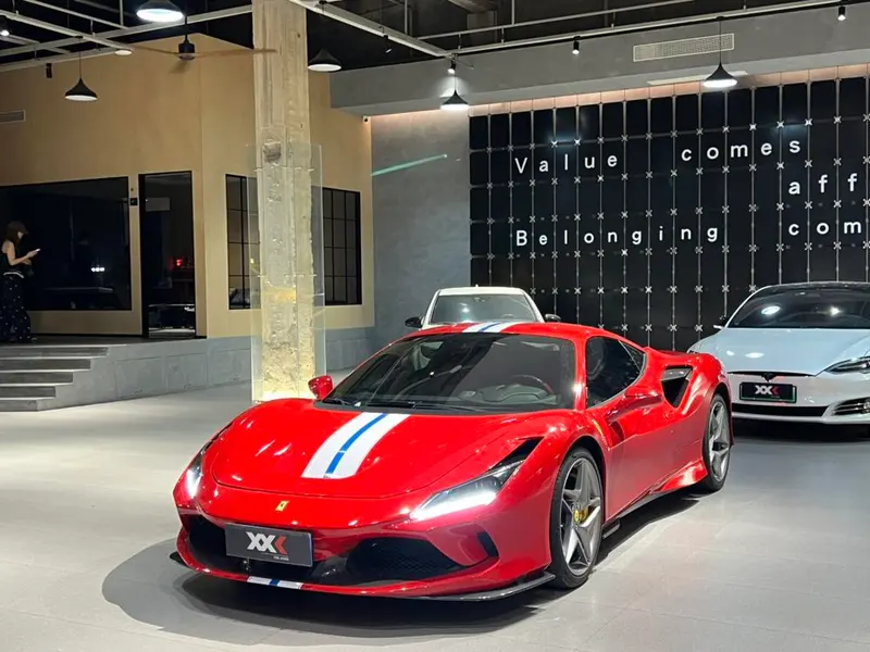 Ferrari F8, 2019