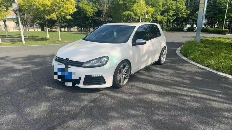 Volkswagen Golf GTI, 2012