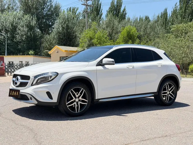 Mercedes-Benz GLA, 2016