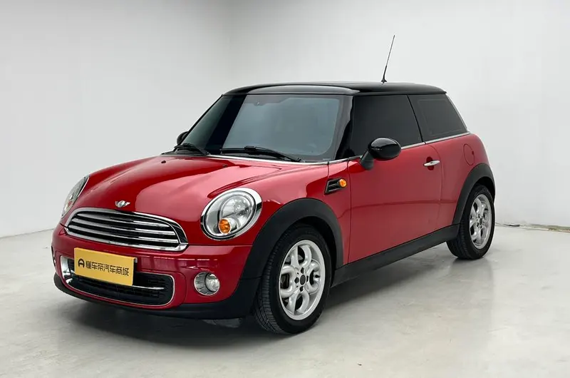 MINI MINI, 2013