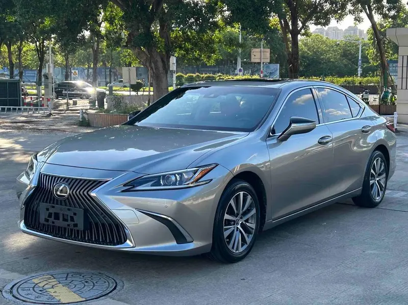 Lexus ES, 2018
