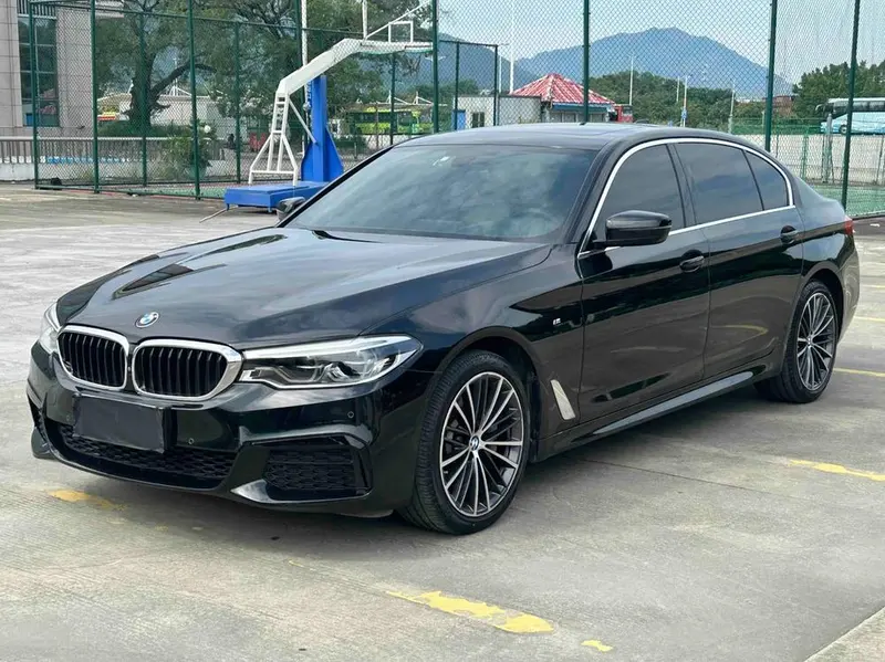 BMW 5-Series, 2020