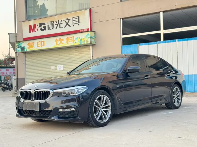 BMW 5-Series, 2018