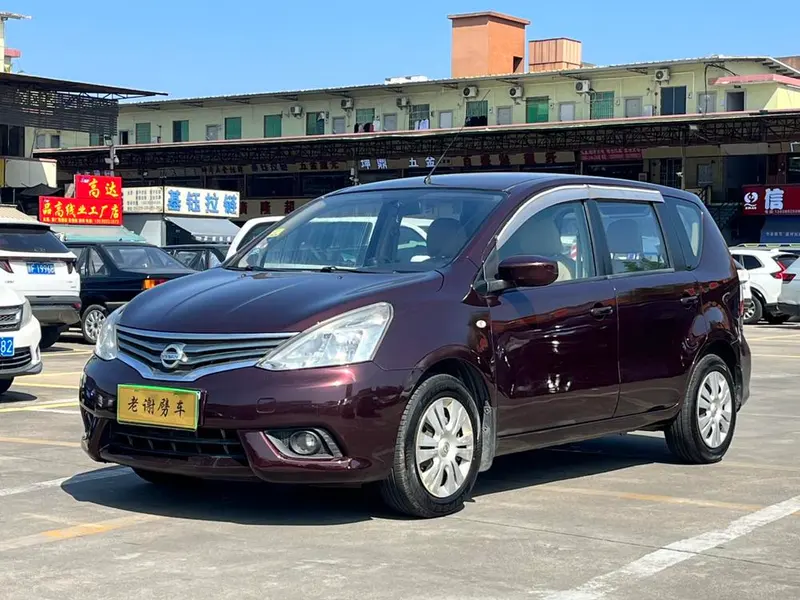 Nissan Livina, 2013