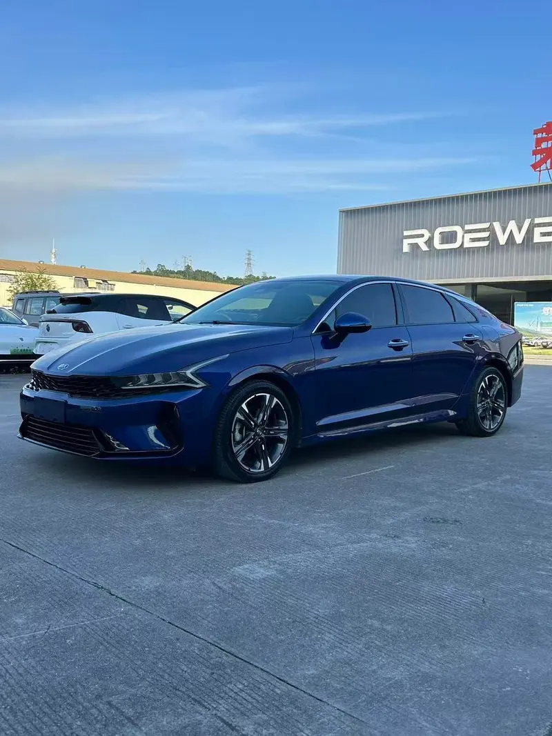 Kia K5, 2021