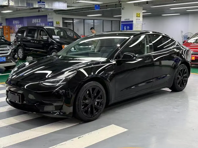 Tesla Model 3, 2021