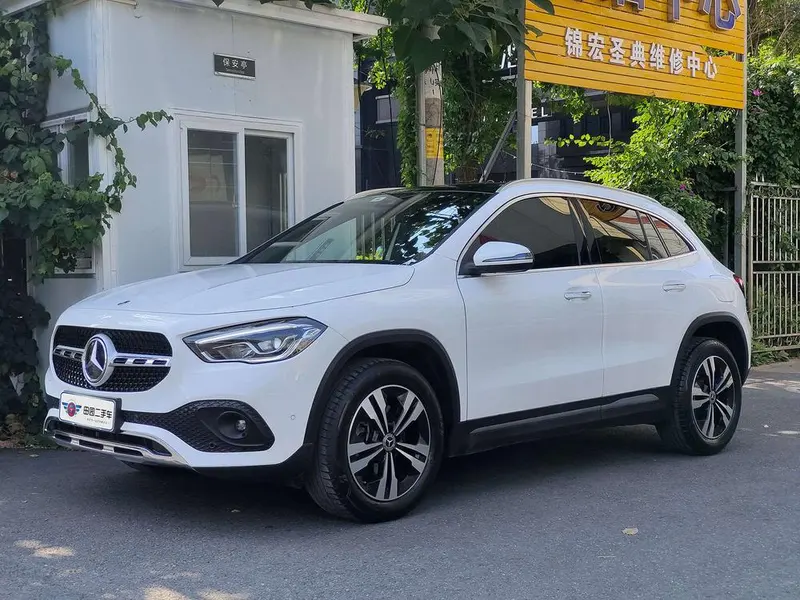 Mercedes-Benz GLA, 2022