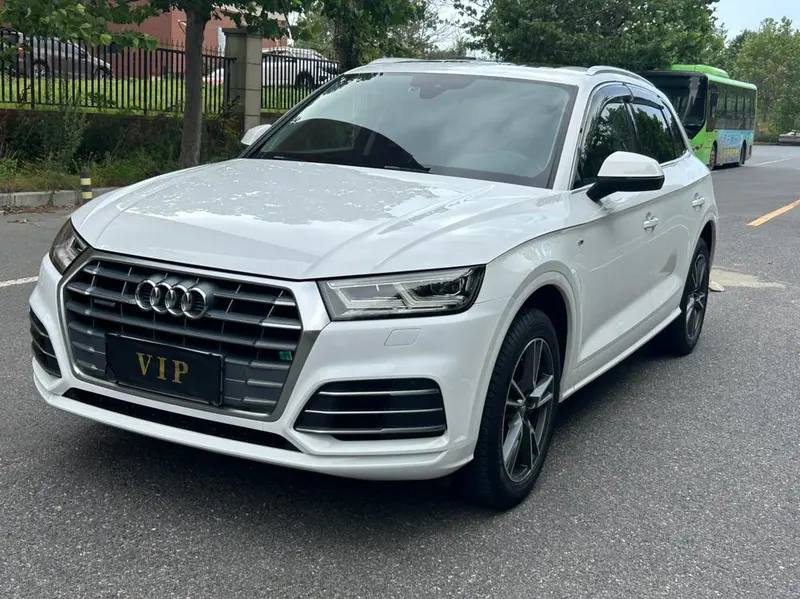 Audi Q5L, 2018
