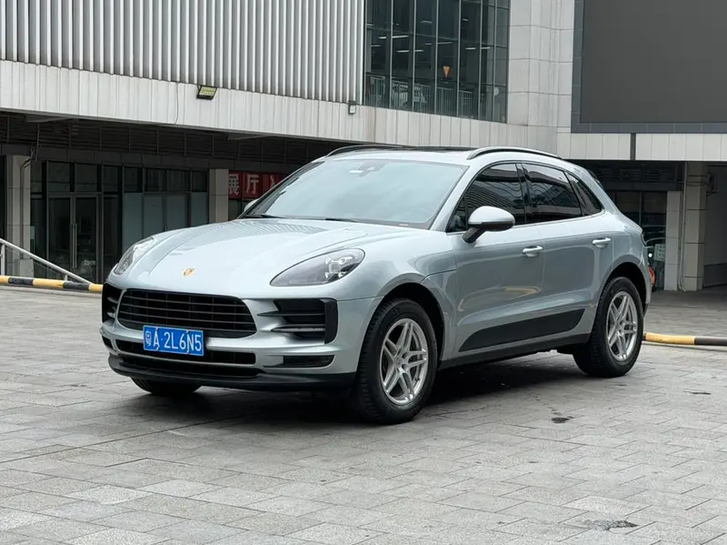 Porsche Macan, 2020
