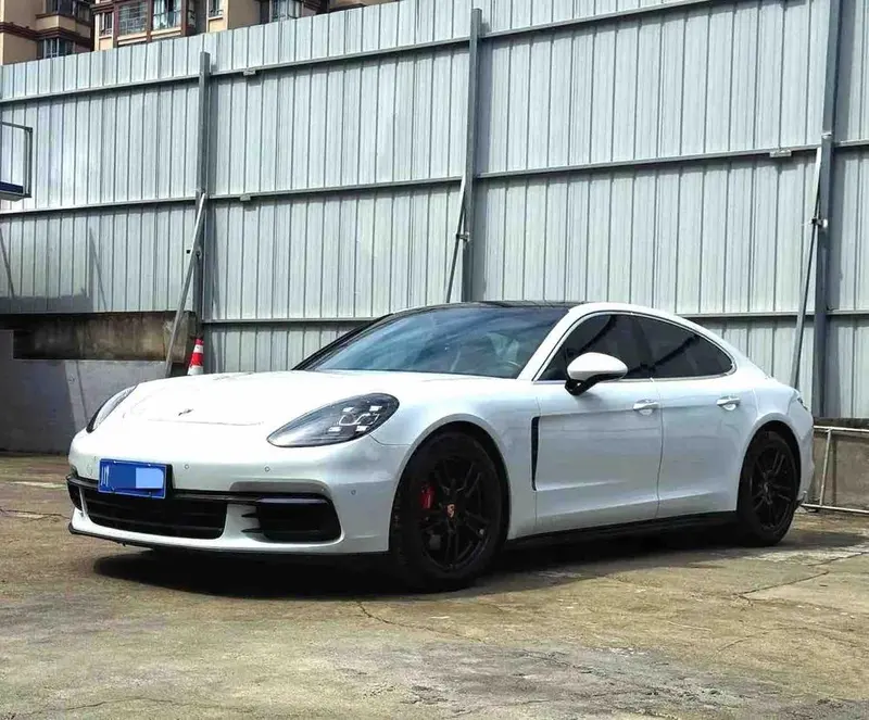 Porsche Panamera, 2017