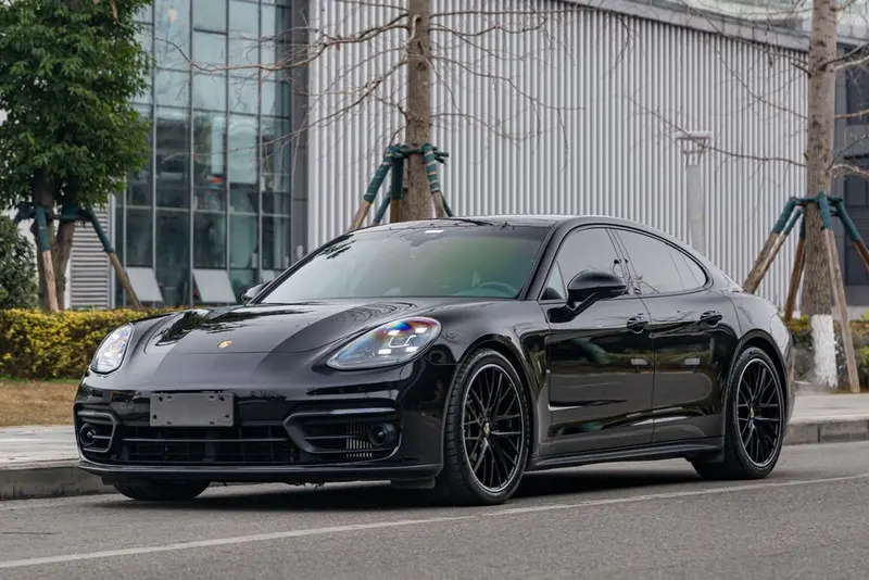 Porsche Panamera, 2021
