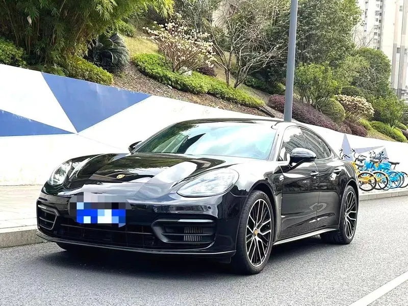 Porsche Panamera, 2021