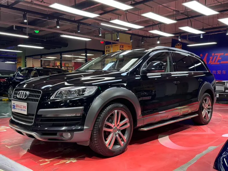 Audi Q7, 2010