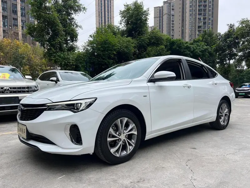 Buick Verano, 2022