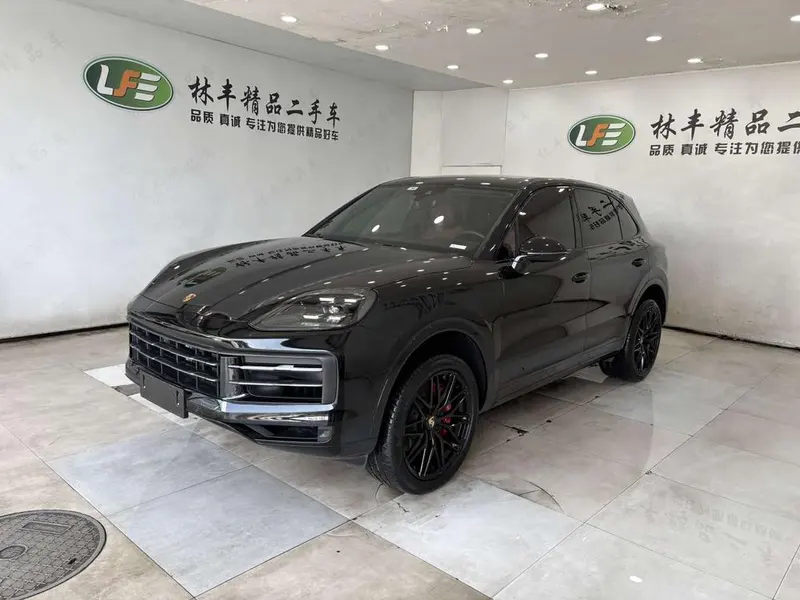 Porsche Cayenne, 2024