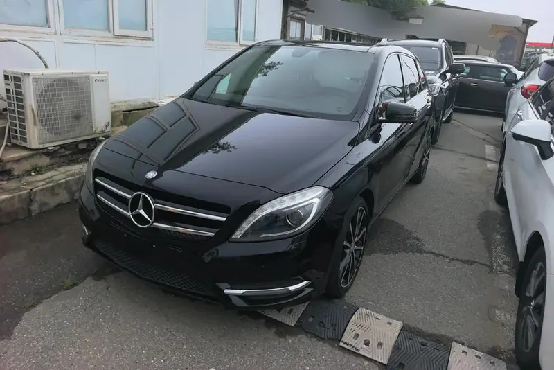 Mercedes-Benz B-Class, 2012