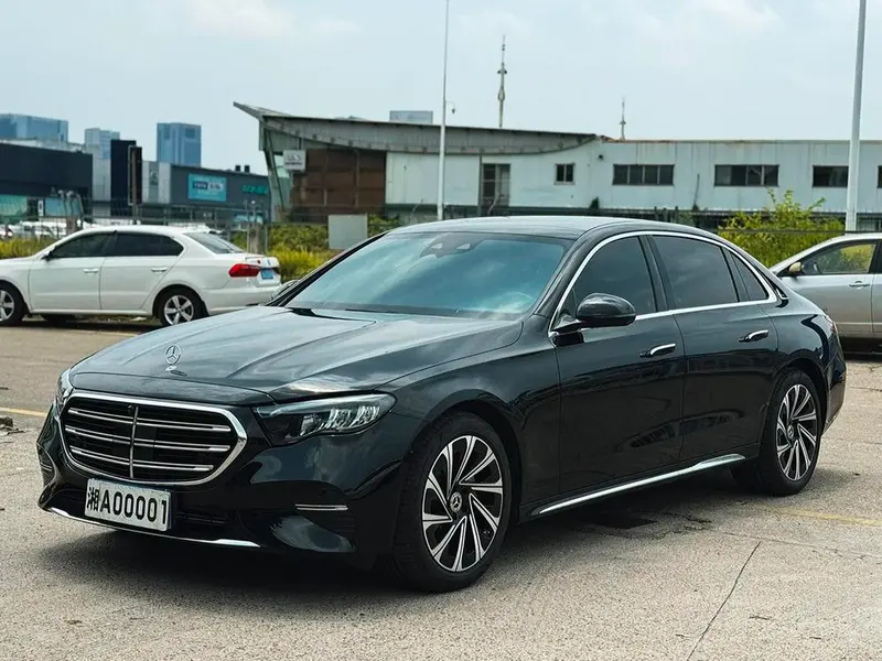 Mercedes-Benz E-Class, 2025