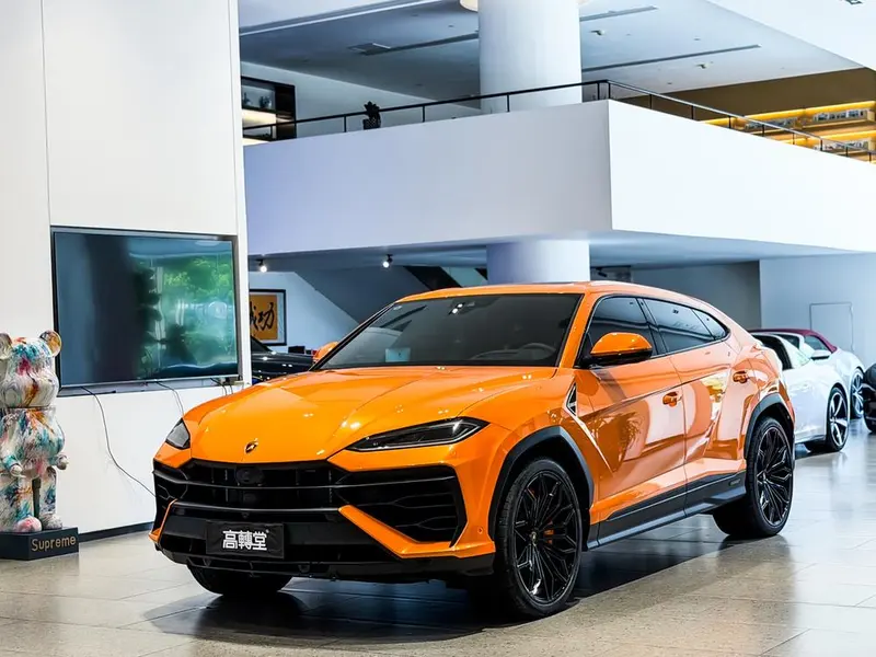 Lamborghini Urus SE, 2025