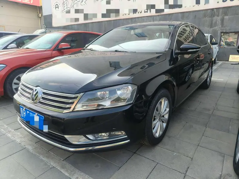 Volkswagen Magotan, 2012