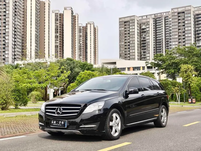 Mercedes-Benz R-Class, 2015