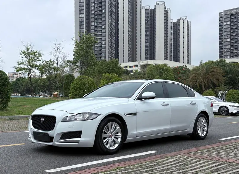 Jaguar XFL, 2017
