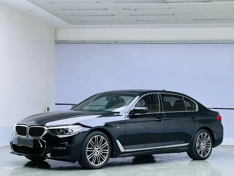 BMW 5-Series, 2019