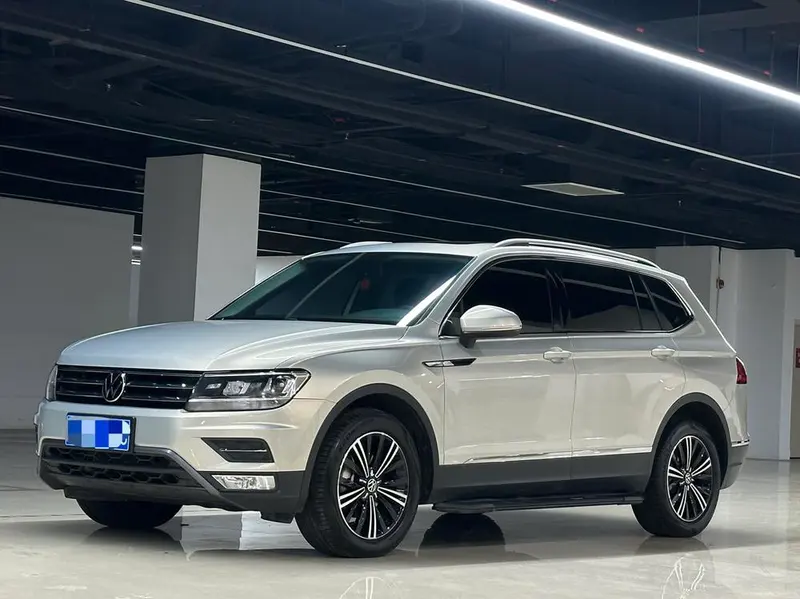 Volkswagen Tiguan L, 2021