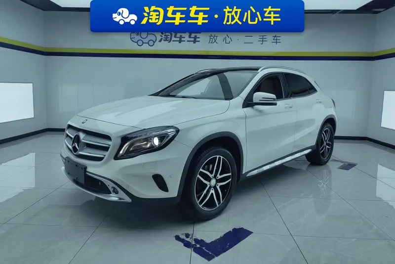 Mercedes-Benz GLA, 2016