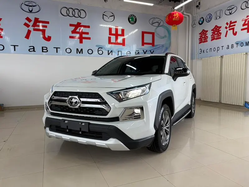 Toyota RAV4, 2023