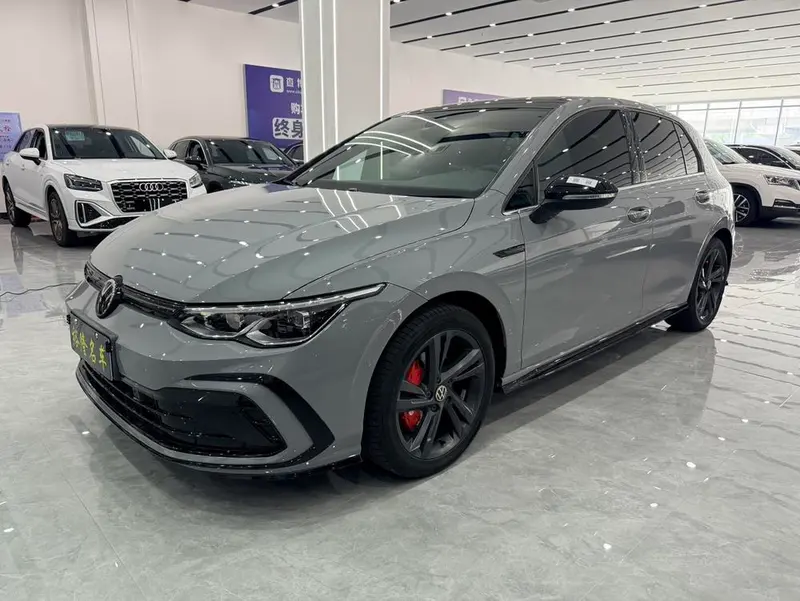 Volkswagen Golf, 2021