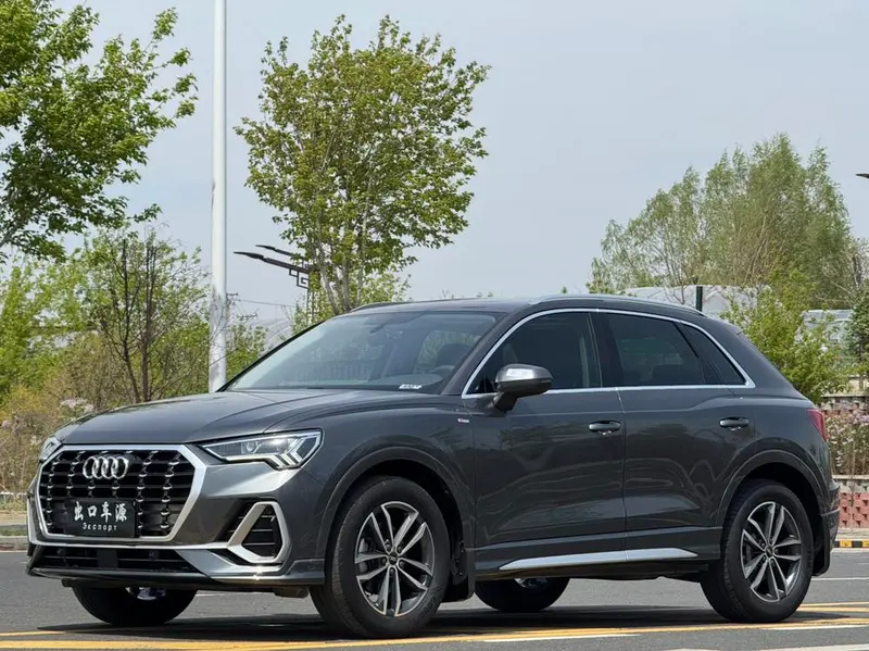 Audi Q3, 2021