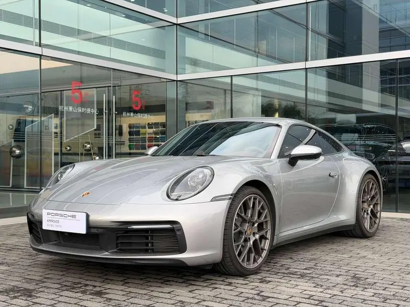 Porsche 911, 2023