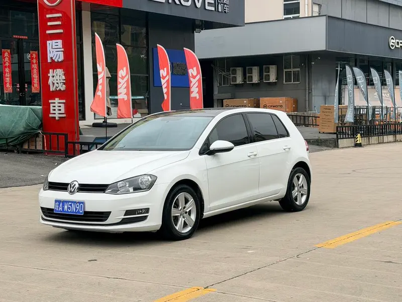 Volkswagen Golf, 2015