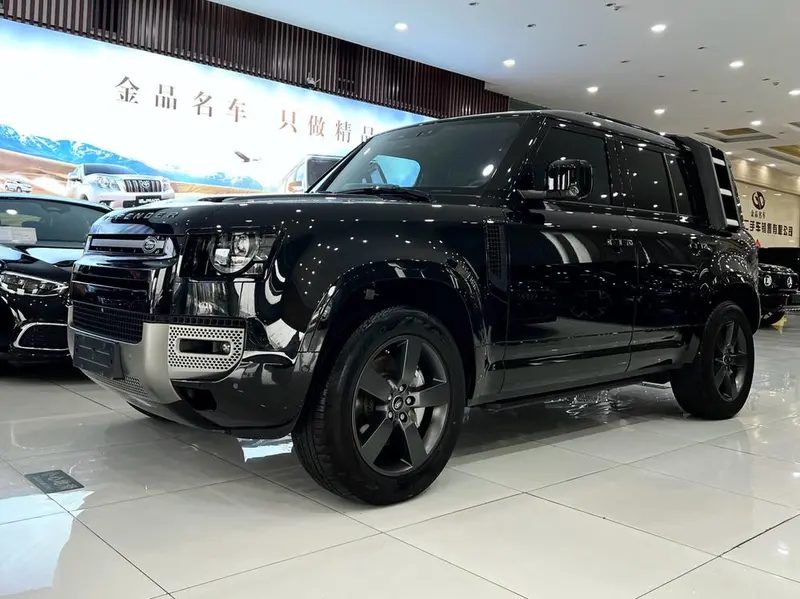Land Rover Defender, 2024